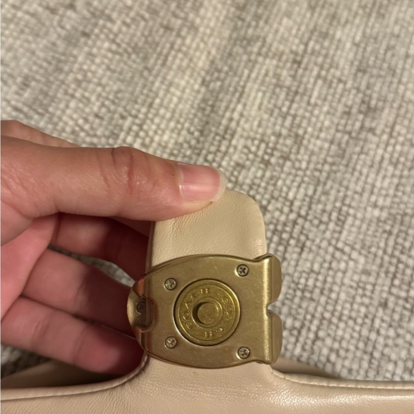 Coach Cream Mini Tabby Leather Women's Bag - Picture 3 of 9